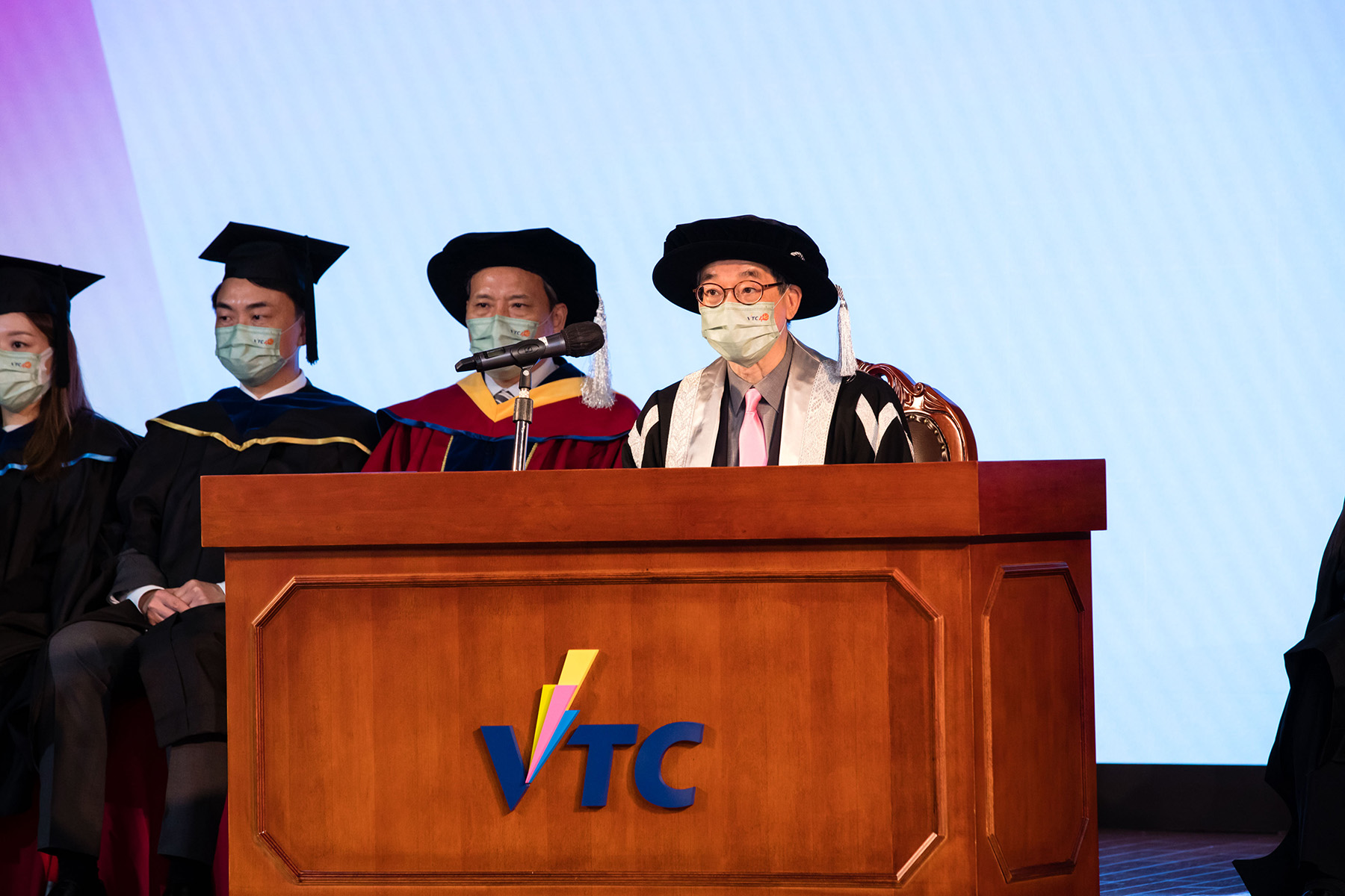 VTC Chairman Mr Tony TAI says the VTC has all along been proactively responding to the demand from society for new skills and talent by incorporating innovation and technology elements into its teaching and learning, developing smart campuses, adopting a cross-disciplinary approach and spearheading industry co-creation projects. This will help students grasp professional knowledge and emerging technologies, as well as accumulate applied skills in the workplace